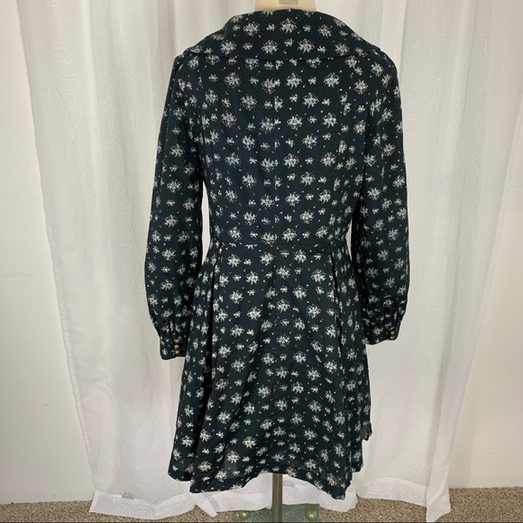 Retro vintage style floral coat with plaid lining - Picture 3 of 16